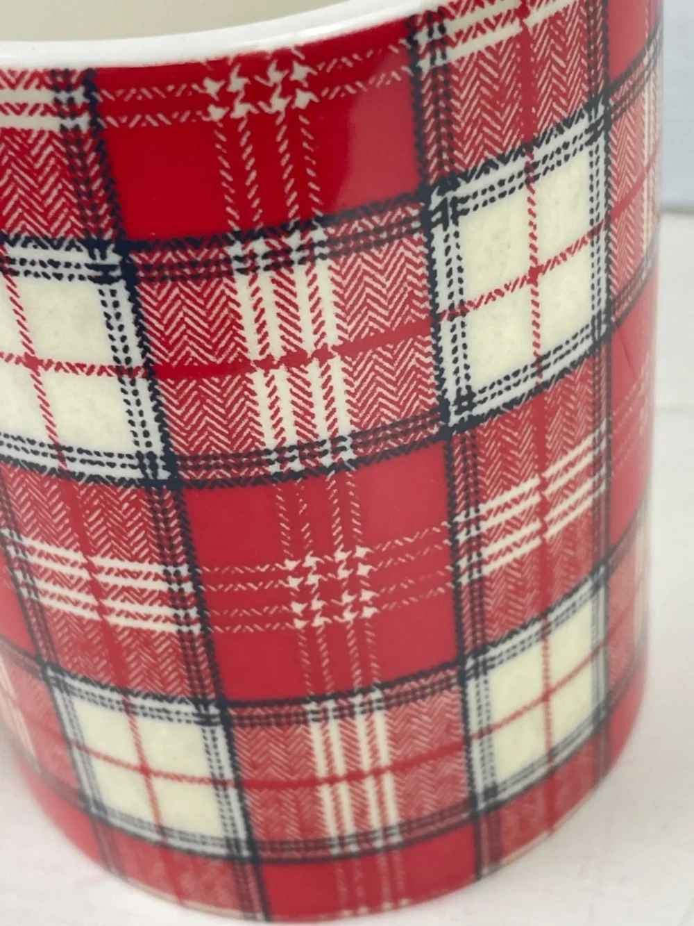 Pottery Barn Red Plaid Flannel Winter Christmas Ceramic Coffee Mugs - Pair